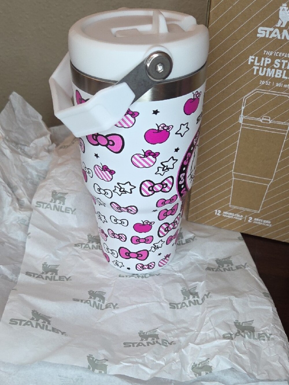 SALE!! 20 oz. Stanley White and Pink Hello Kitty Flip Straw Tumbler #20 - Picture 3 of 4